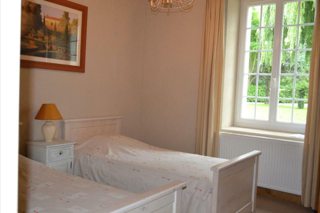 Bed and Breakfast Le Domaine Des Bois Mauze-Thouarsais Экстерьер фото